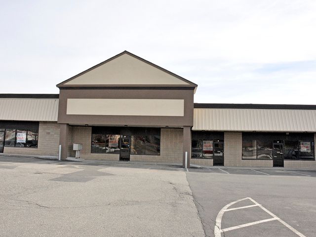 Lore's Plaza: 143 Danbury Rd, New Milford, CT 06776